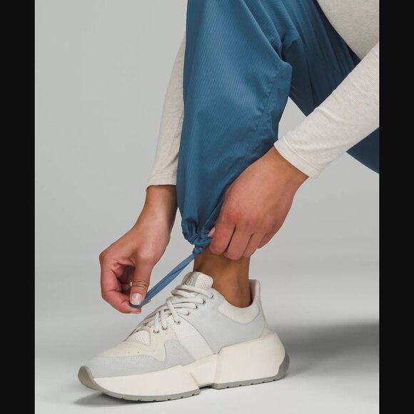 Exclusive Lululemon Dance Studio Mid-Rise Pants Blue Soft Denim 4 Full Straight - Picture 4 of 14